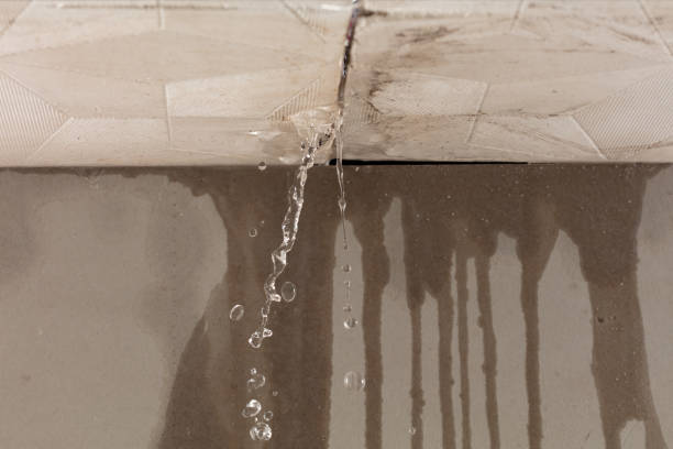 Professional Water Extraction technician working in Redding, CA